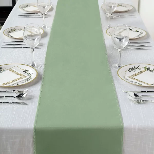 Table Runner (Linens require 2 wks notice & pre-payment)